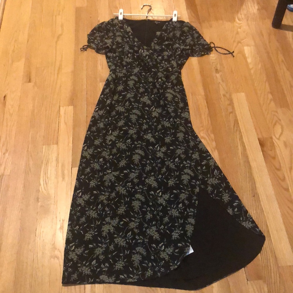 Madewell Sz 6 - Faux Black Floral Wrap Dress NWOT